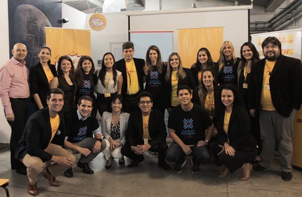 Firma de logística anuncia nueva alianza en favor de la educación