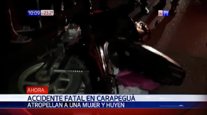 Conductor arrolla a mujer y se da a la fuga