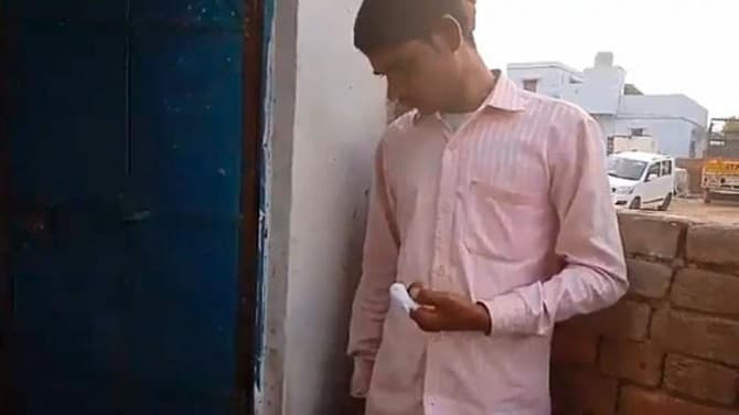 Joven se corta el dedo como castigo tras votar por equivocación