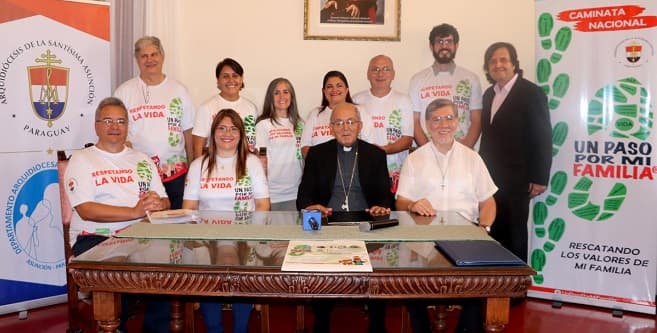 Iglesia invita a marcha provida y profamilia
