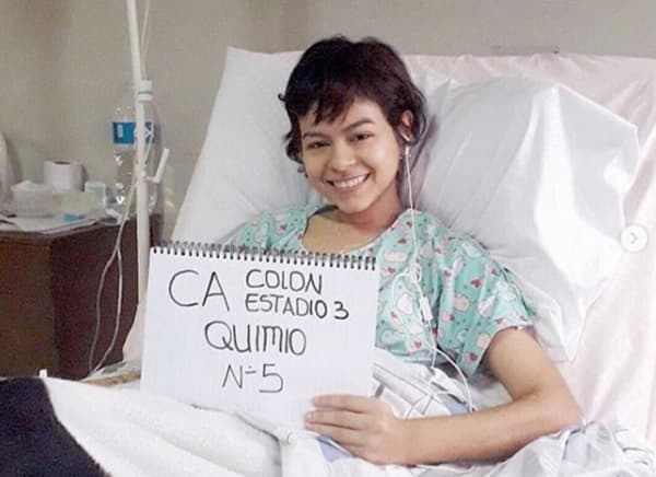 Joven con cáncer de colon urge ayuda para su tratamiento