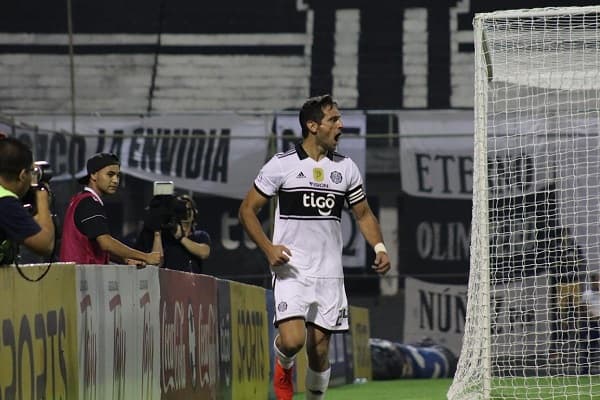 Olimpia golea a Sol en Para Uno