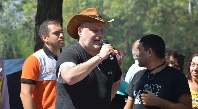 Payo Cubas busca liderar la oposición con reunión clave