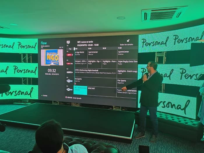 Presentan la nueva red de fibra óptica más rápida del país