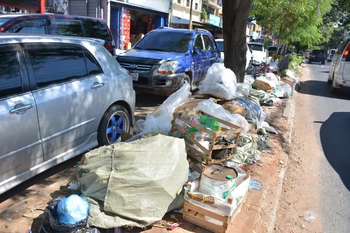 11 imágenes que demuestran que Asunción es una ciudad sucia