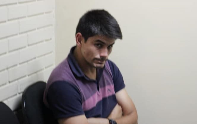 Policía se entrega en caso de esquema de coimas