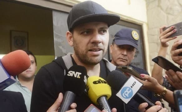 Cucho denuncia que rapiñaron hasta su ropa interior durante incautación