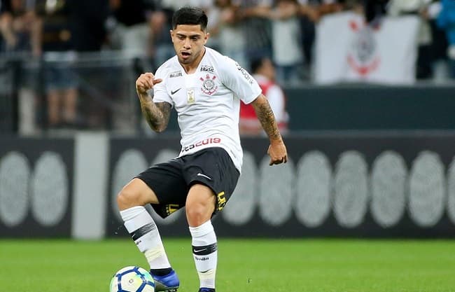 Corinthians confirma devolución del pase de Díaz al Real Madrid