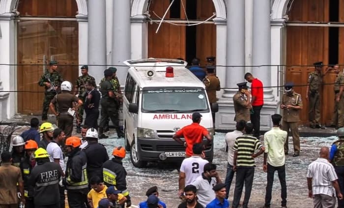 Sri Lanka: Casi 300 muertos y gobierno habla de posibles responsables