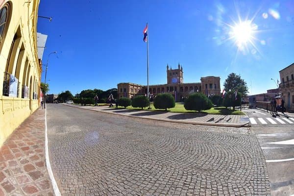 10 datos sobre el adoquinado “histórico” que causa polémica en Asunción