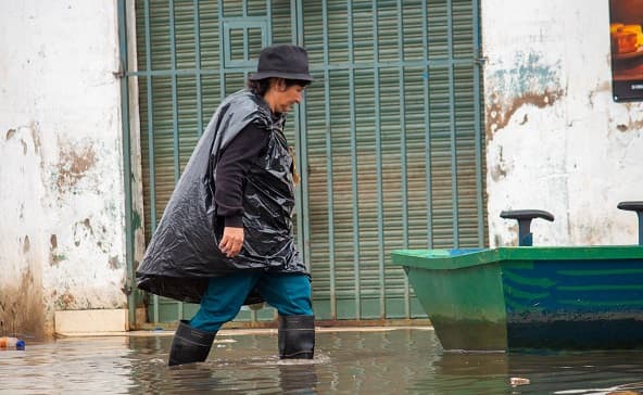 Familias anegadas denuncian falta de ayuda de la SEN