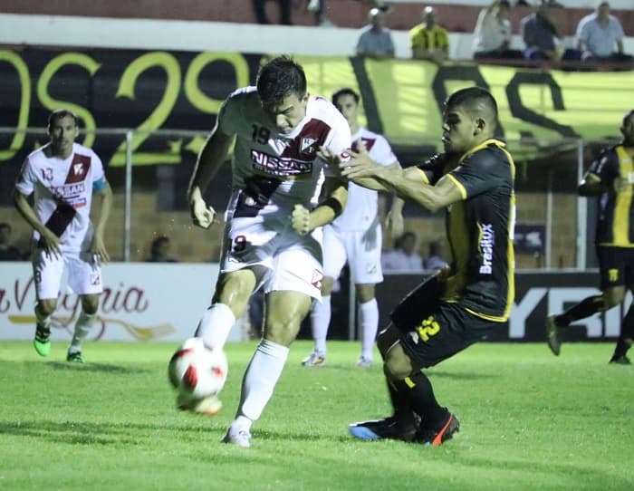 Guaraní supera a River Plate por la mínima diferencia