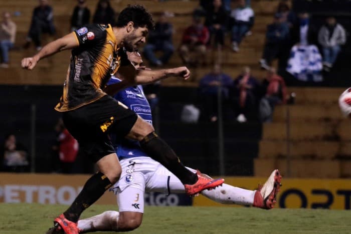 Guaraní golea a Sol de América