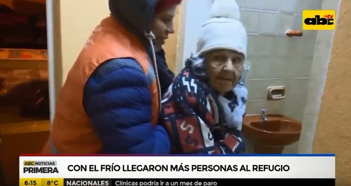 SEN busca a familiares de anciana en situación de abandono