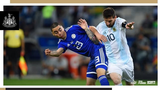 “Un genio del fútbol y Lionel Messi”