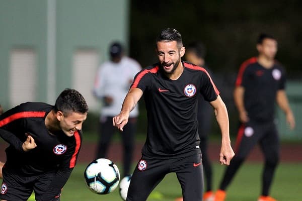 Chile se enfrenta a Ecuador este viernes