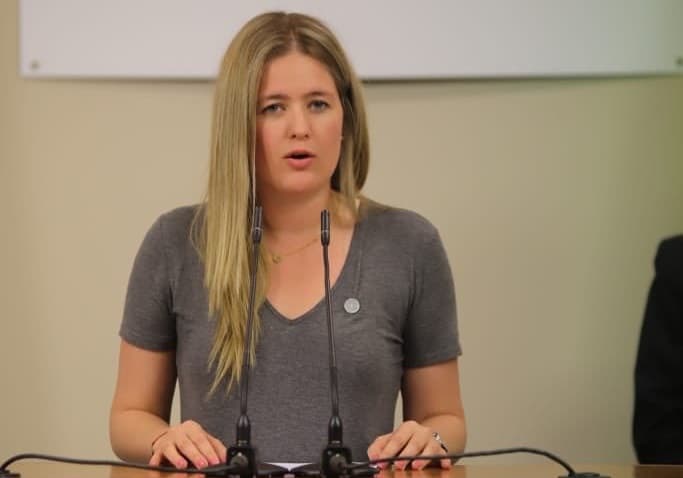 Presidenta del Infona aclara rumores y dice que no está embarazada