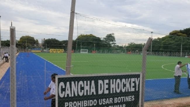 Adolescente muere al sufrir pelotazo en el cuello