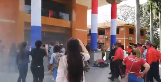 Incidentes en el rectorado de la UNA