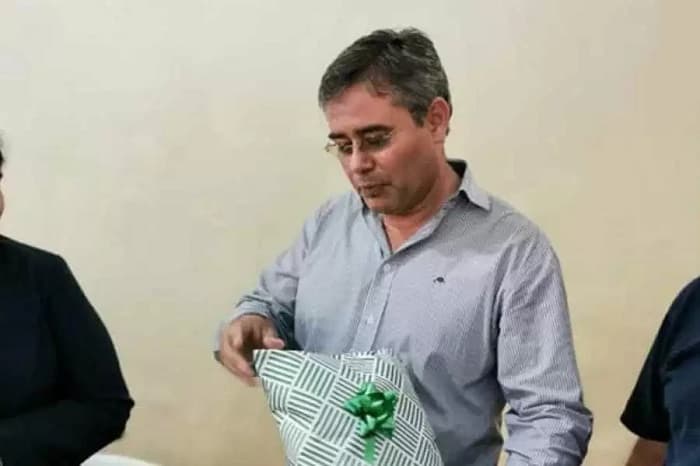 Intendente justifica su reacción: “Me tuve que defender”