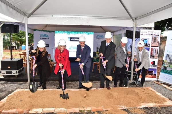 Dan palada inicial a futuro edificio en el barrio Mburicaó