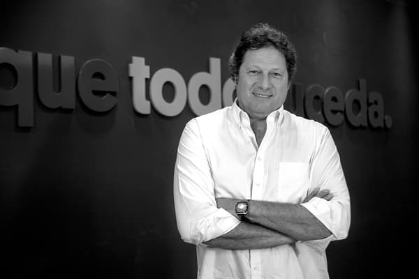 Telefónica celebra aniversario impulsando crecimiento de internet