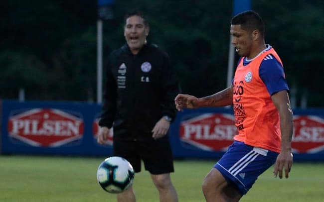 Richard Ortiz sufre lesión y puede quedar fuera de la Copa América