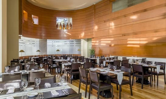 Hotel propone celebrar el Día del Padre en restaurante