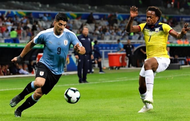 Uruguay apabulla a Ecuador