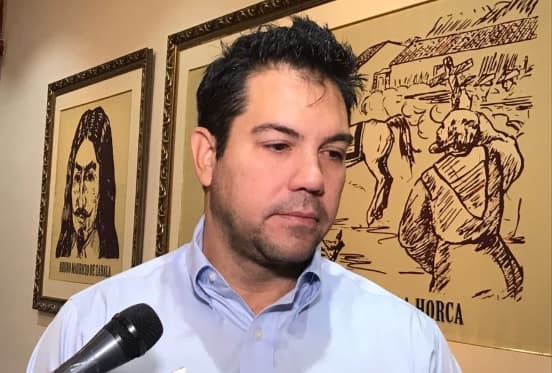 Denuncian a jueza por otorgar blindaje contra escrache a ministra