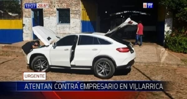 Balean vehículo de comerciante en Guairá