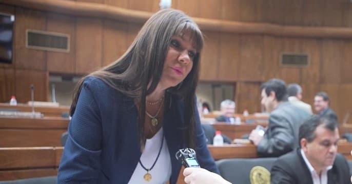 PLRA y partidos de oposición sostienen que suspensión es autoritaria