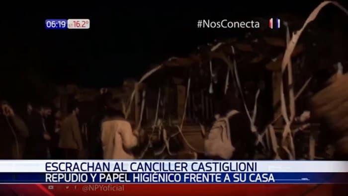 Escrachan a Castiglioni durante conferencia de prensa