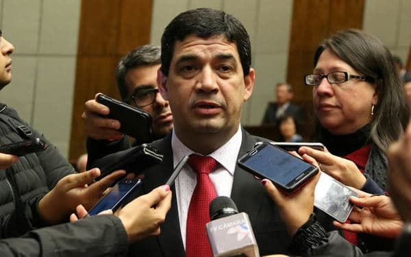 10 datos para entender la crisis que tiene como protagonista Velázquez