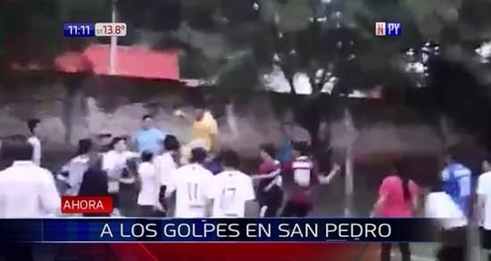 Partido de fútbol acaba a los golpes en San Pedro