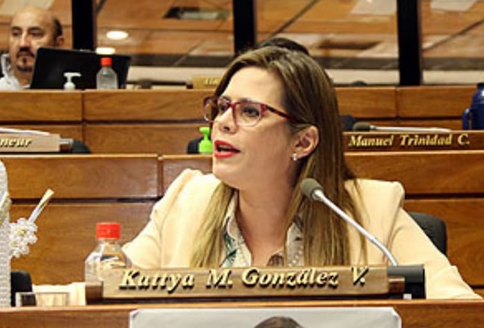 Kattya González afirma que HC negoció sus votos por impunidad