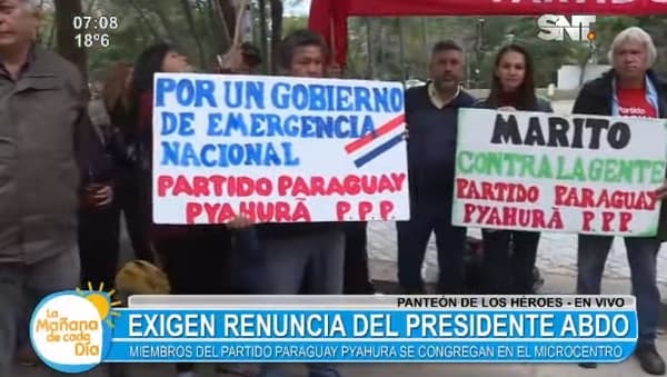 Manifestantes piden renuncia de Abdo Benítez