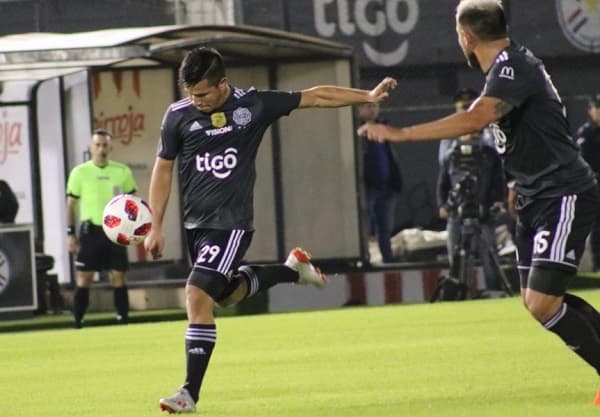 Olimpia se enfrenta a Liga de Quito por la Libertadores