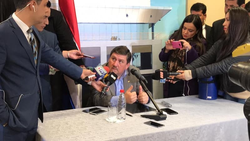 Blas Llano habla de la famosa reunión en su taller