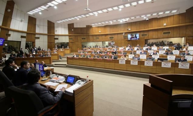 Archivan libelo acusatorio del juicio político