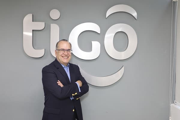 Empresa de telefonía celebra sus 27 años