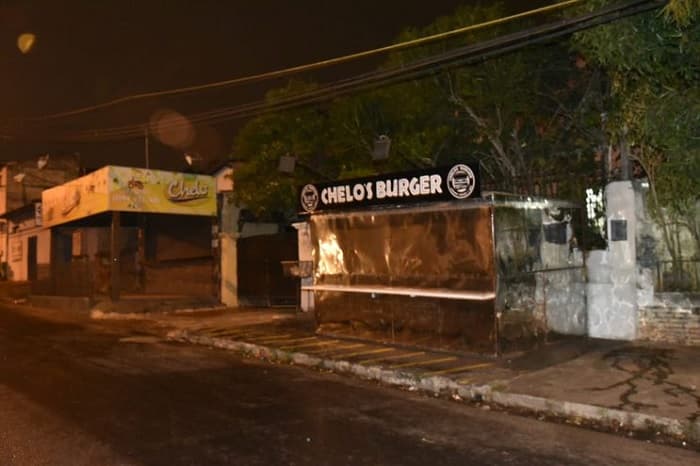 Malvivientes asaltan local de comida rápida en Lambaré