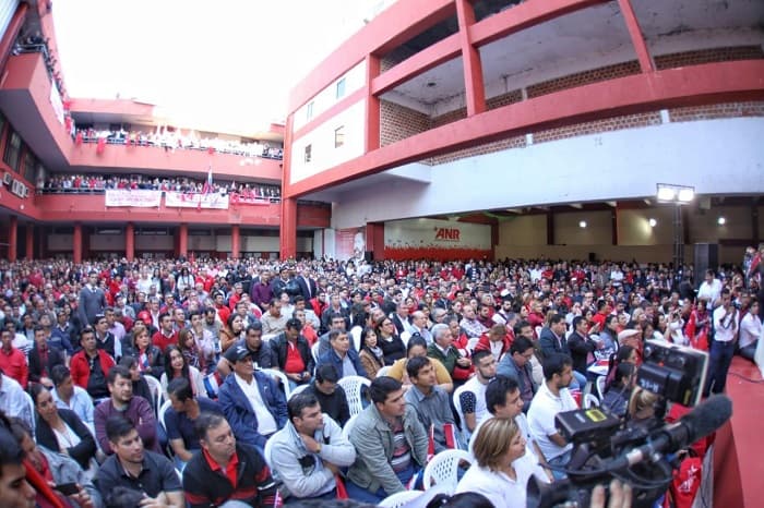 Unos 120.000 colorados “sitiarán Asunción”, anuncian