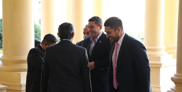 Alliana confirma destitución de consejeros de Itaipú