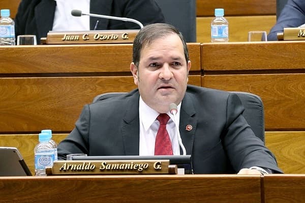 Arnaldo Samaniego es el nuevo líder de la bancada de Añetete