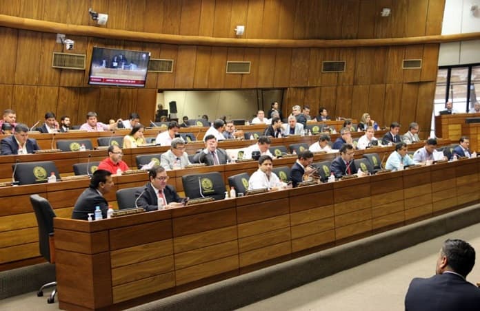 Inicia el tratamiento del juicio político