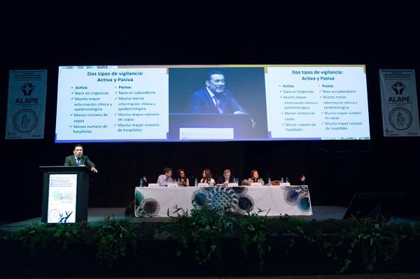 Especialistas extranjeros hablarán sobre gastroenterología