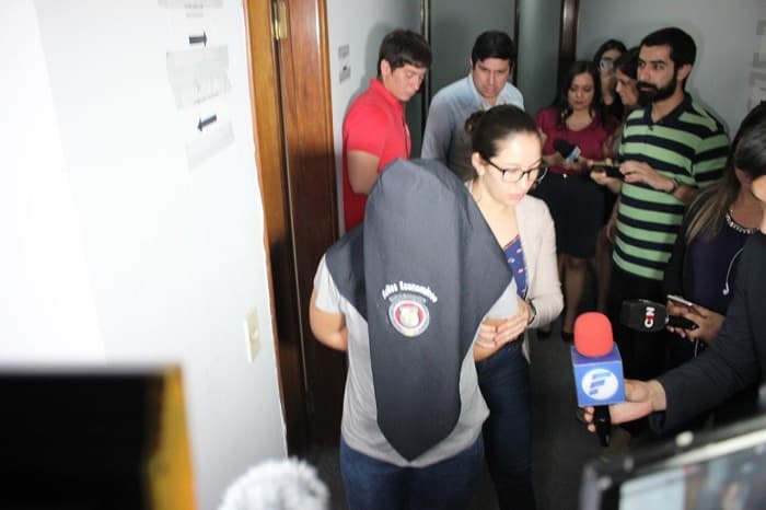 Cae mujer que estafaba con créditos del BNF