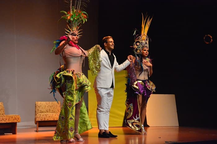 Amichi! Ou Jeyma continúa este fin de semana en el Teatro Latino