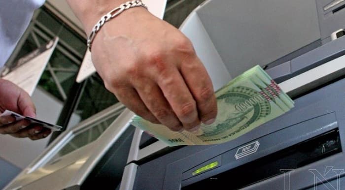 IPS aún no define si pagará aguinaldos a empleados suspendidos